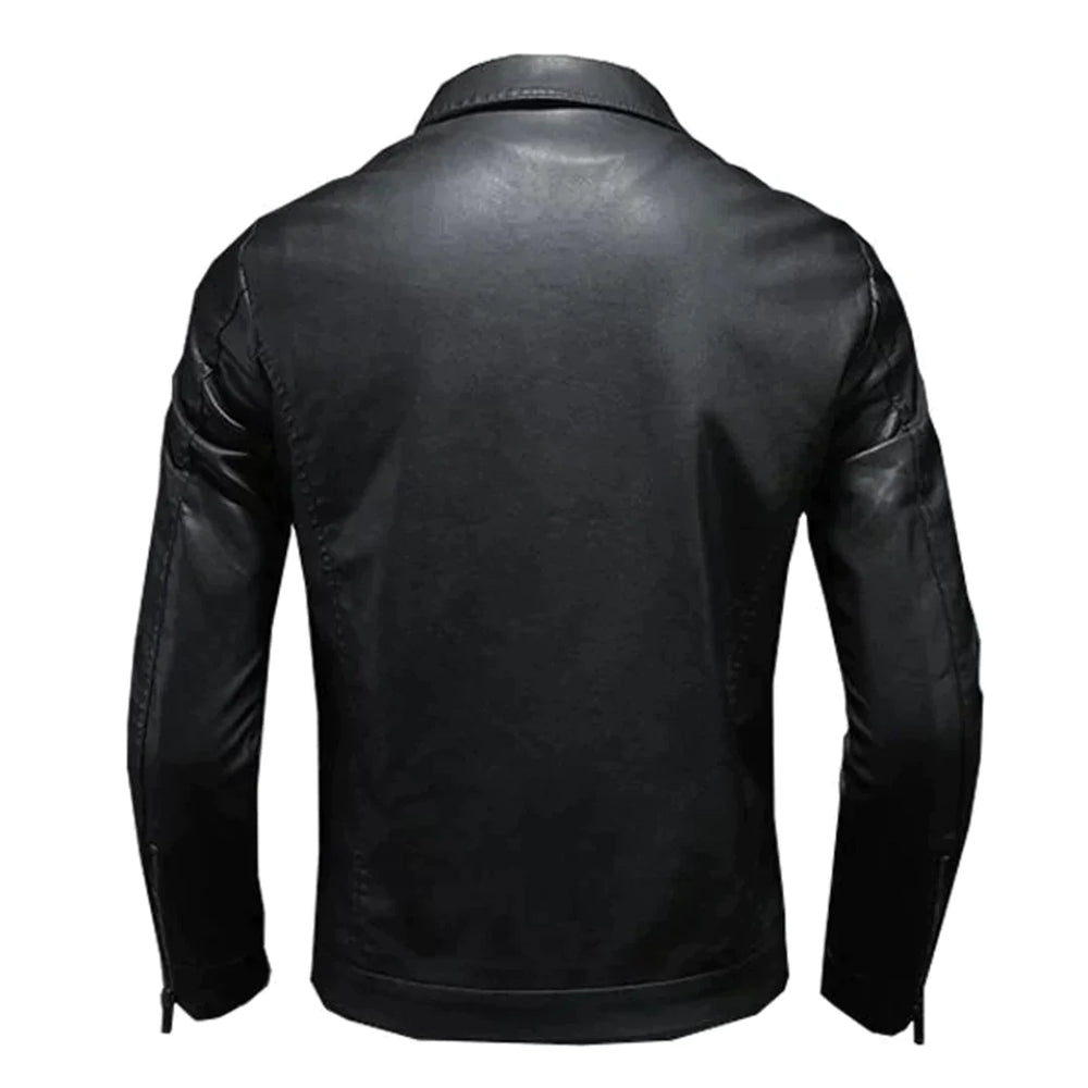 Svart skinnjakke for menn, sett bakfra. Stilren design med glidelåsdetaljer. Perfekt for motebevisste og tidløse antrekk.
